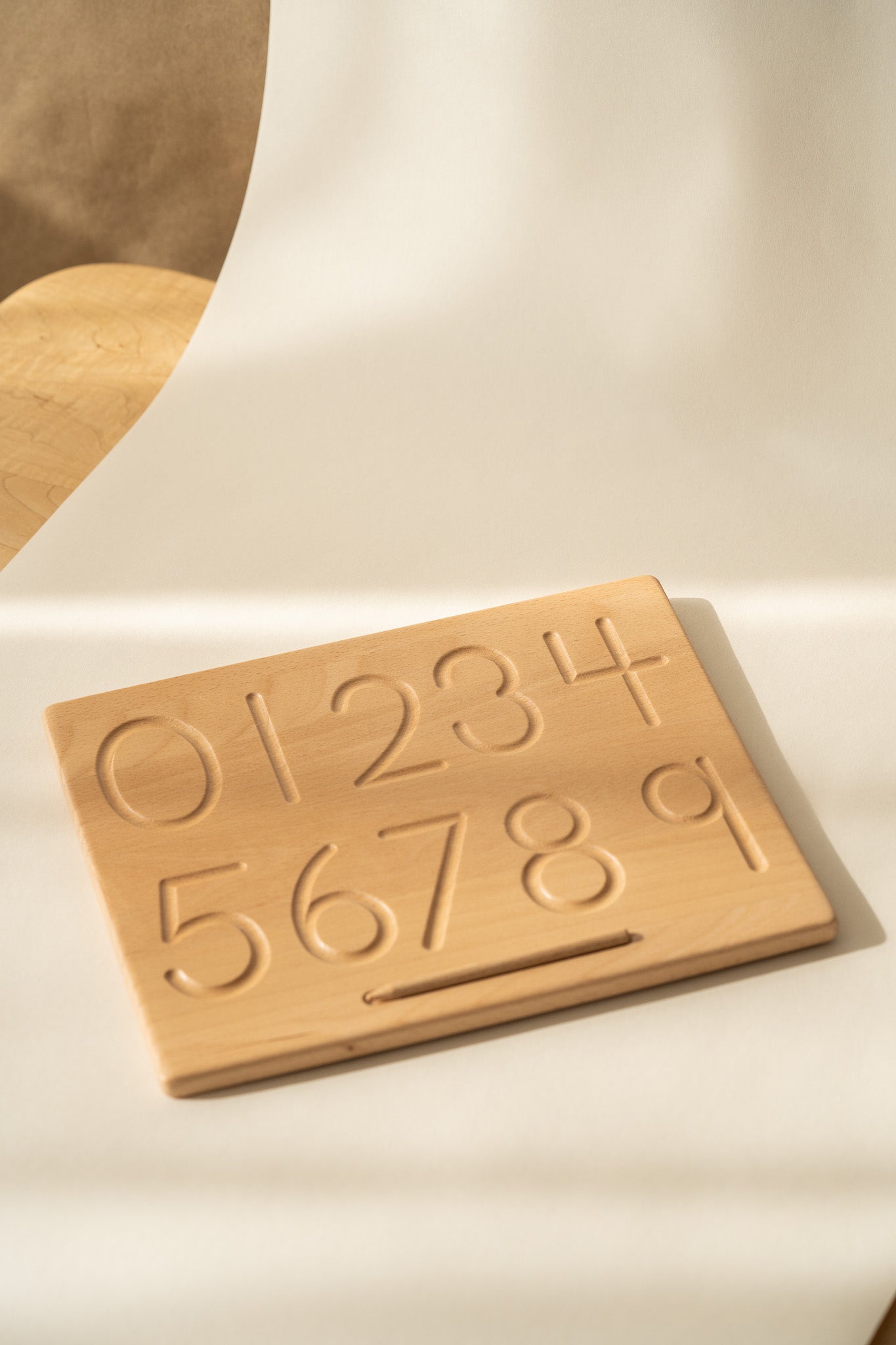 Planche de traçage formes et chiffres
