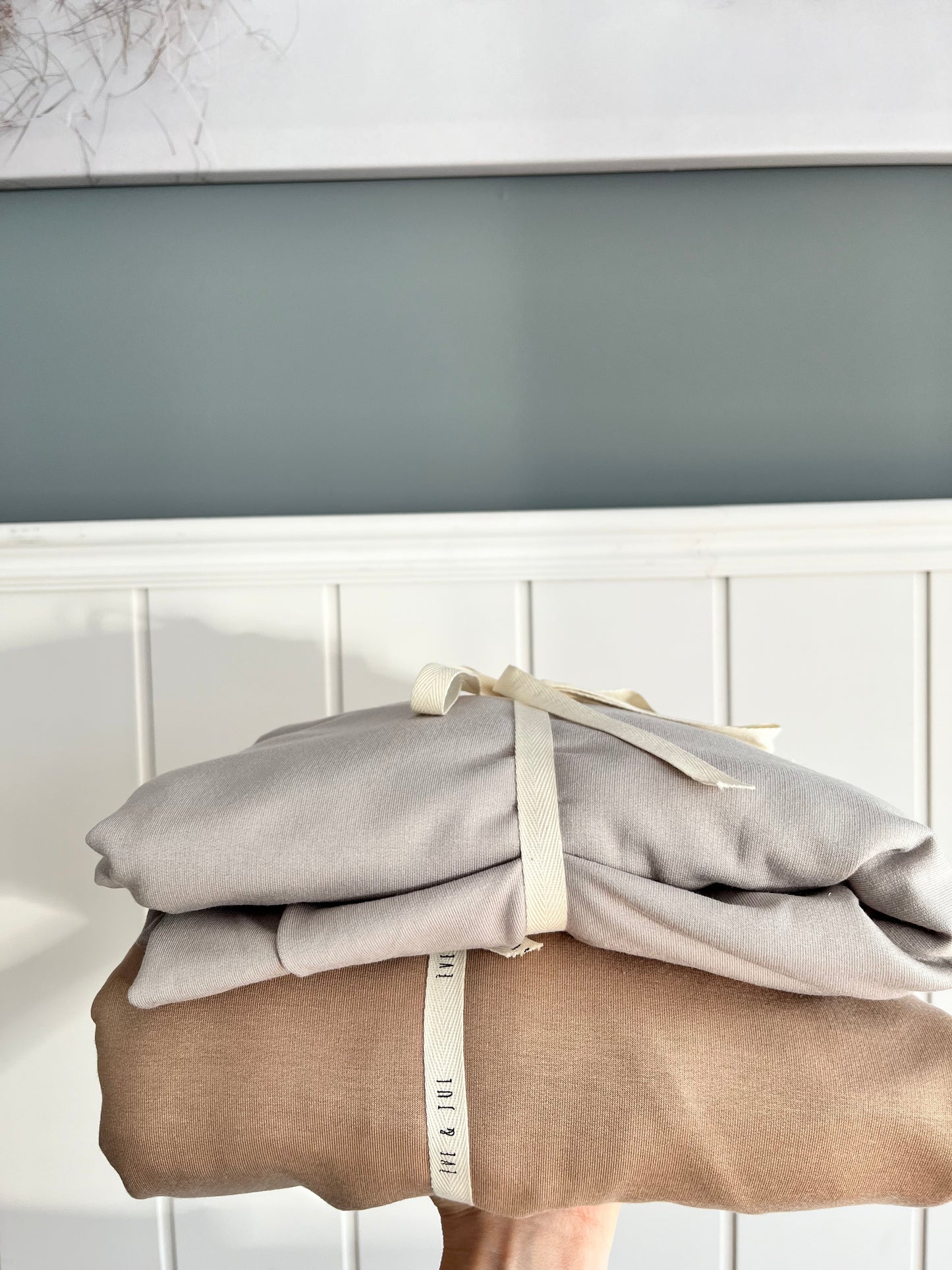 Draps contour lit simple